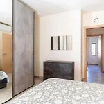 شقة Guesthost - Piccola Venezia Bright With Balcony! *