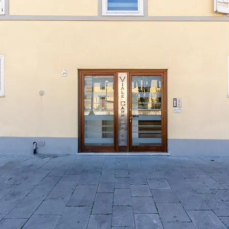Piccola Venezia Bright With Balcony!
