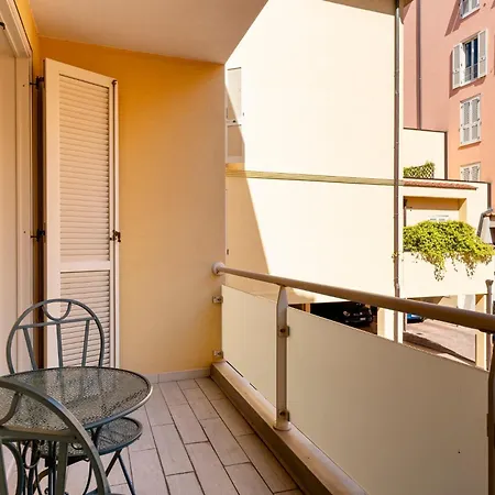 شقة Guesthost - Piccola Venezia Bright With Balcony! *